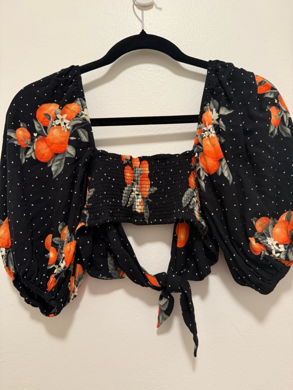 Black Puffy Sleeve Tie Front Crop Top Forever 21 Size Small Orange Blossom - Picture 4 of 5